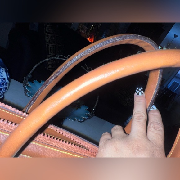 Dooney and Bourke satchel - Picture 3 of 12